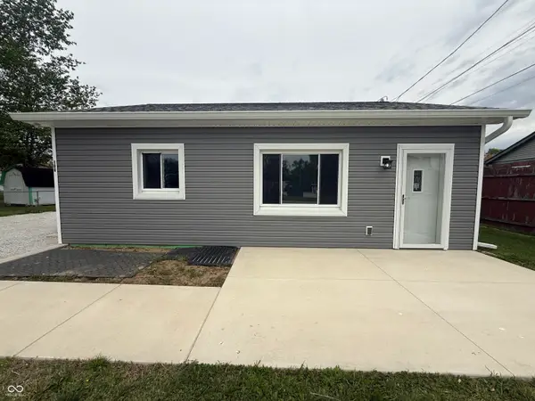 106 W Chestnut Street, Fairland, IN 46126