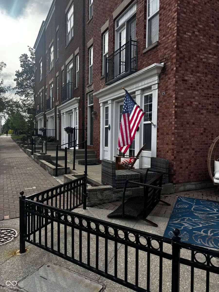 408 W Main Street, Carmel, IN 46032 - #3