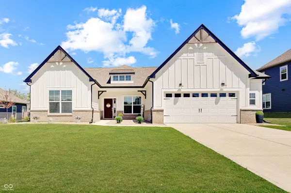 4068 Berry Chase Boulevard, Greenwood, IN 46143