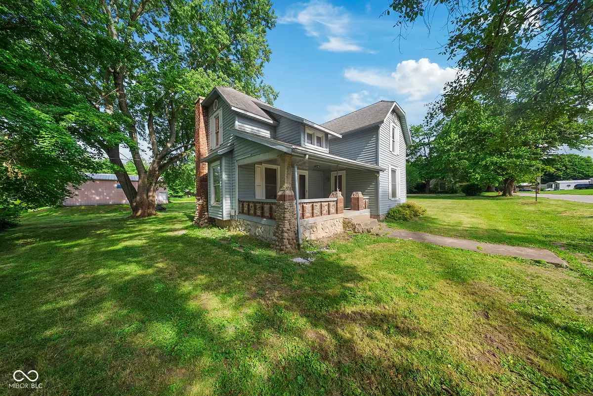 202 N Vine Street, Waynetown, IN 47990 - #1