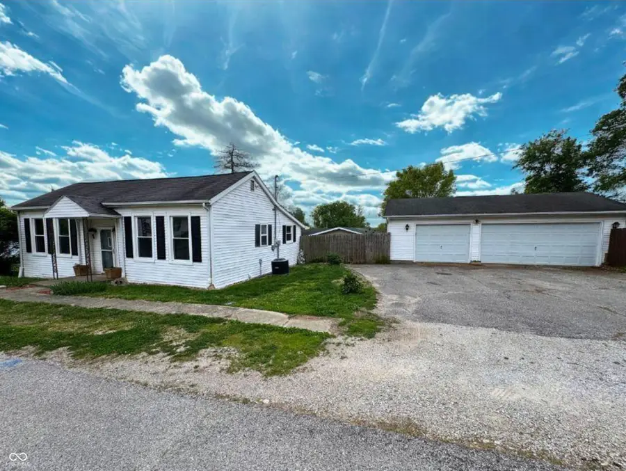 15 N 7th Street, Gosport, IN 47433 - #2