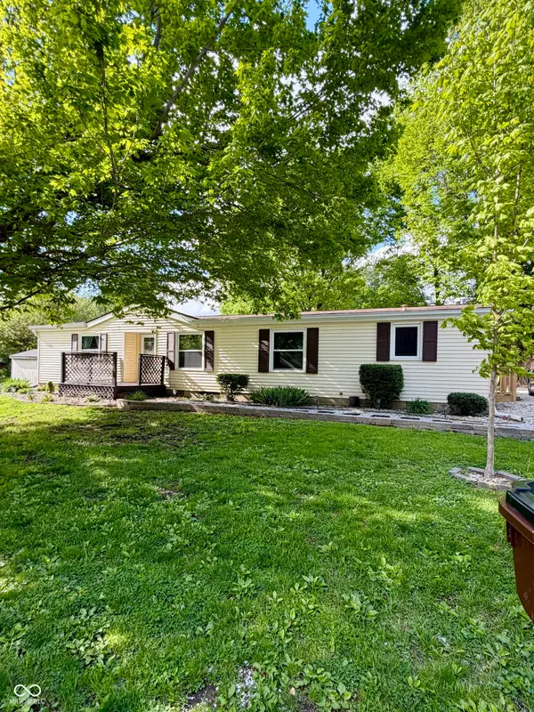 151 W Water Street, Cloverdale, IN 46120