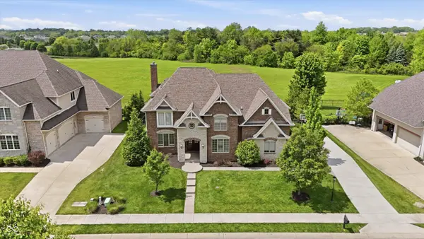 3370 Homestretch Drive, Carmel, IN 46032