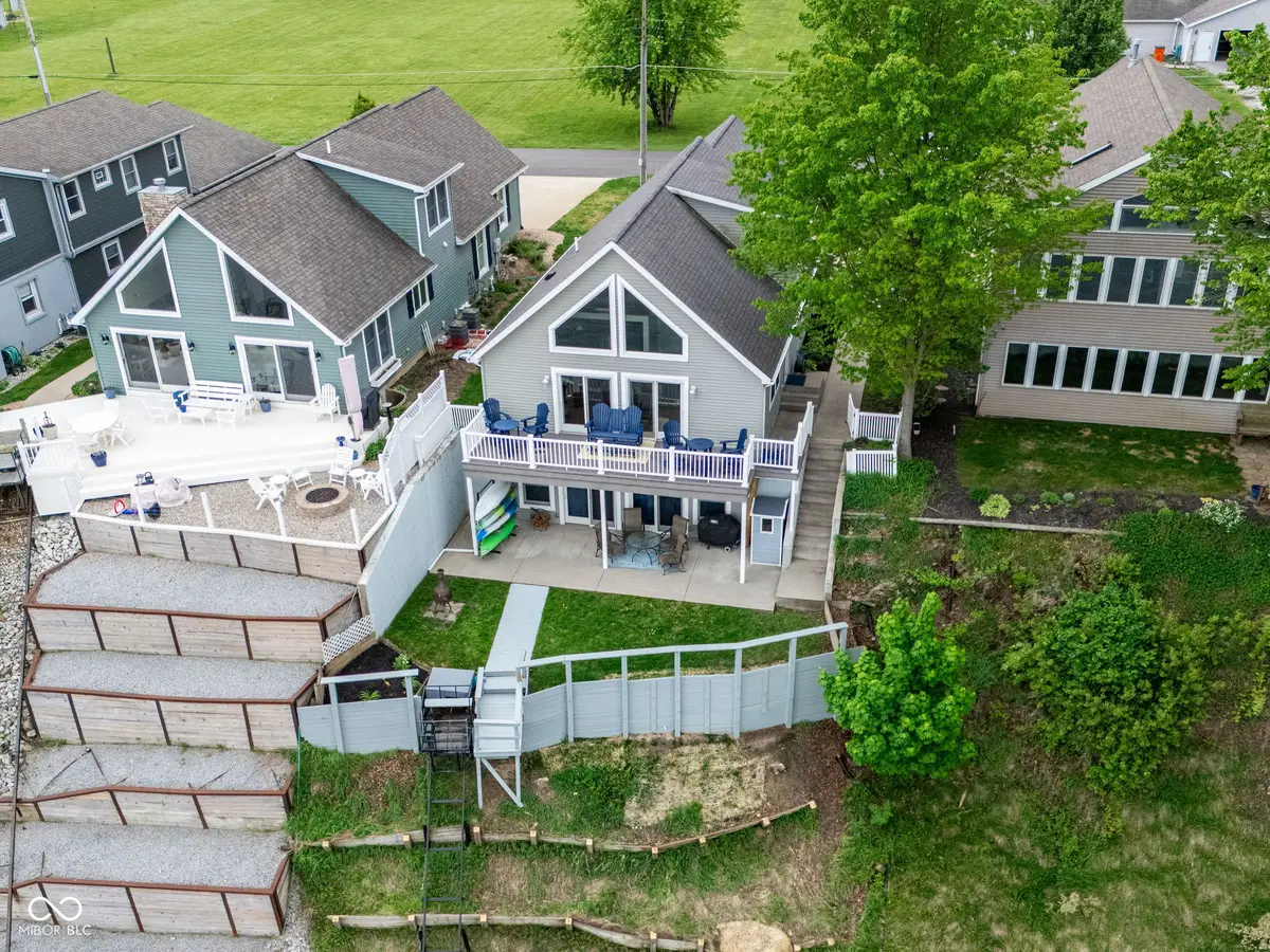 5823 E Sheridan Road, Monticello, IN 47960 - #1