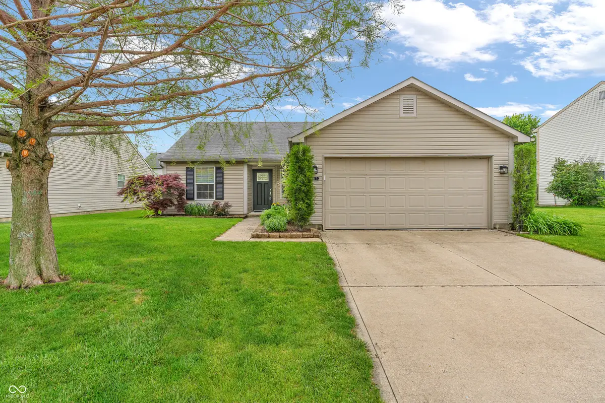 1917 Central Park Boulevard W, Greenwood, IN 46143 - #1