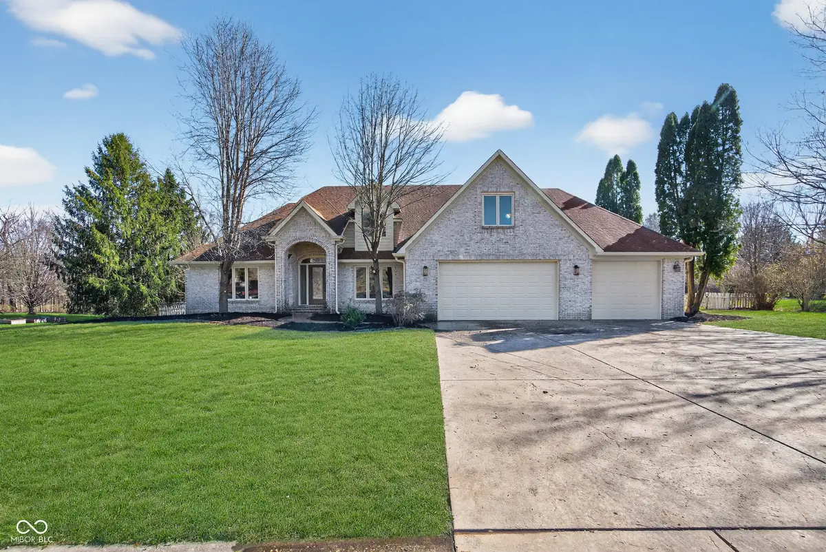 6079 Timberbend Drive, Avon, IN 46123 - #1