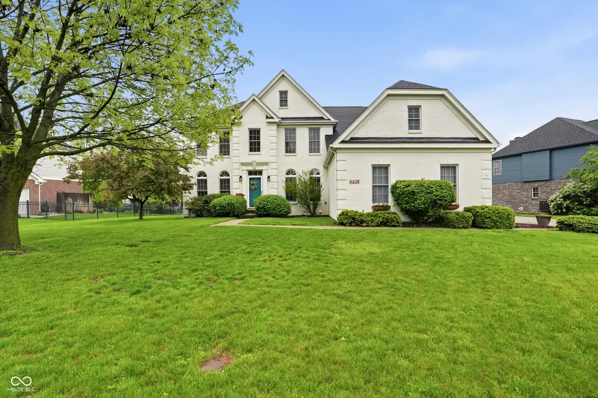 4276 Honeysuckle Lane, Zionsville, IN 46077 - #1
