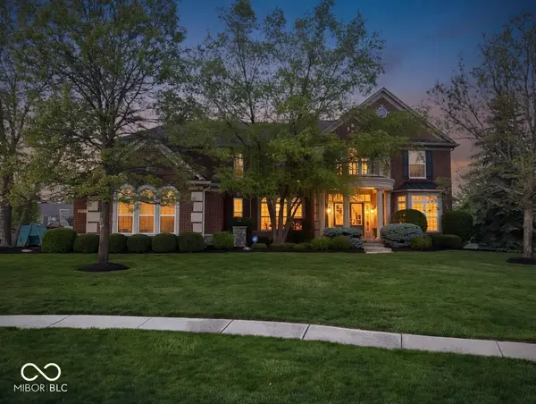 9220 Rocky Cay Court, Zionsville, IN 46077