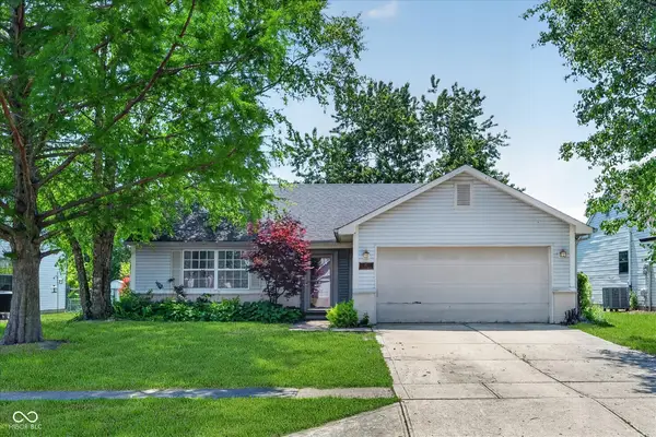 27 Lake Drive S, Brownsburg, IN 46112
