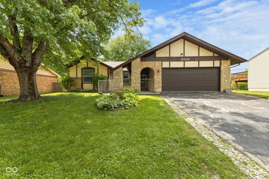 6616 S Lawndale Avenue, Indianapolis, IN 46221 - #2