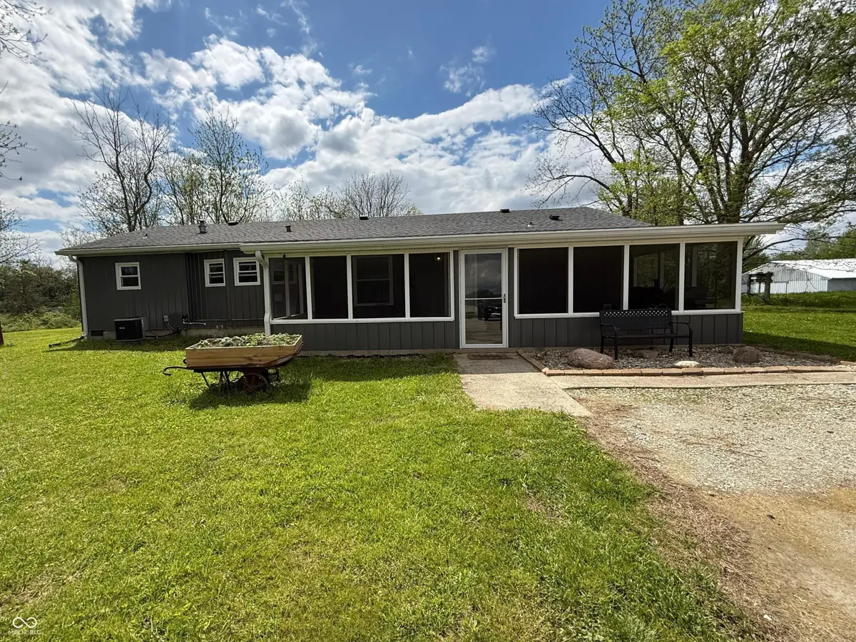 601 S 500 W, Crawfordsville, IN 47933 - #1