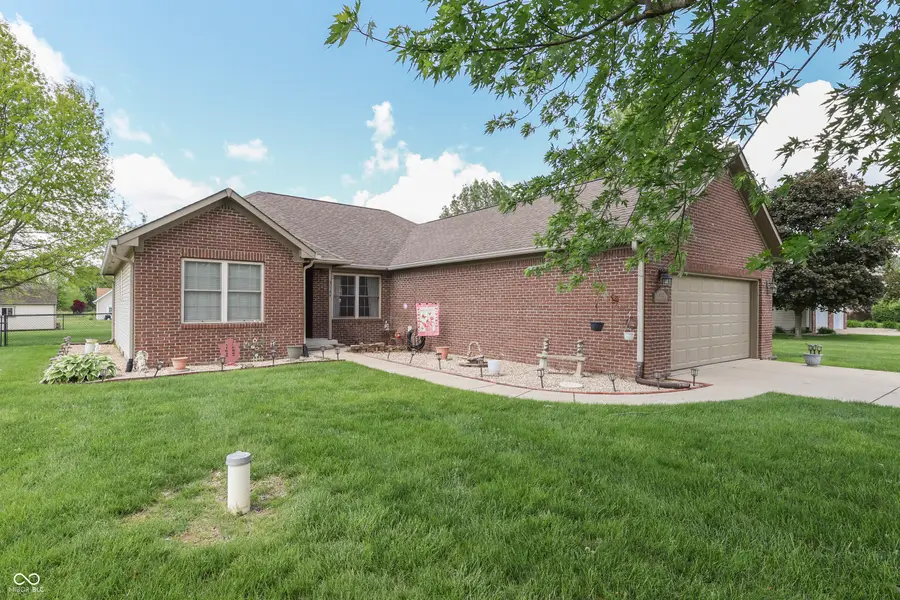 3464 Nicholas Court, Martinsville, IN 46151 - #3