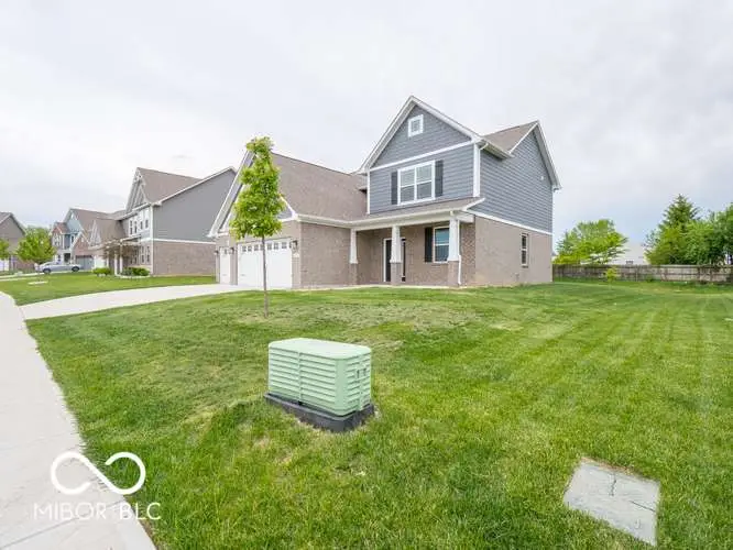 977 Richelle Way, Greenwood, IN 46143 - #3