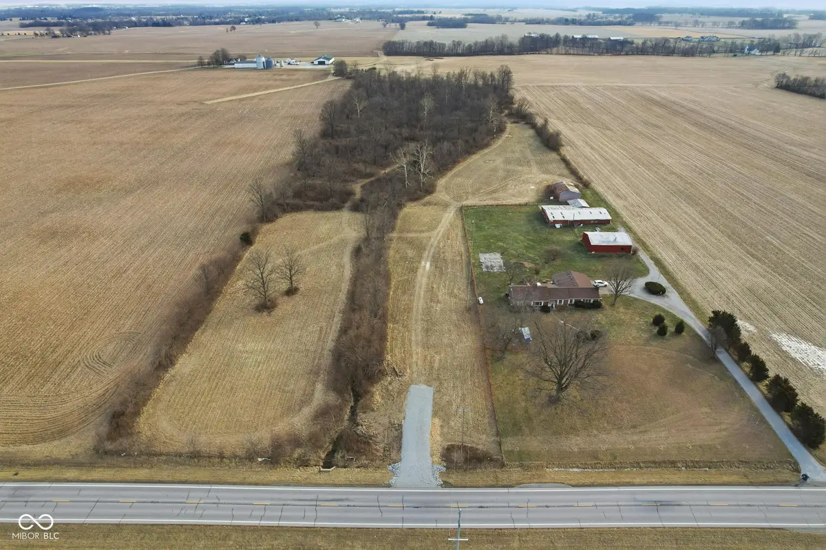 437 N State Road 135, Bargersville, IN 46106 - #1