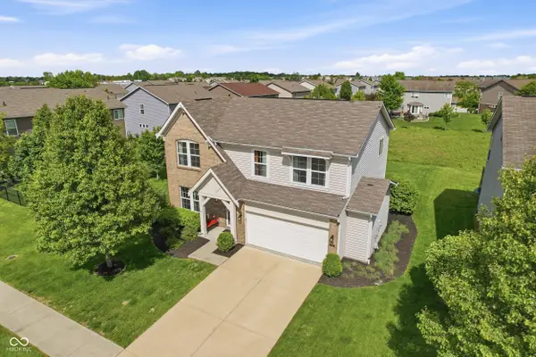 8701 N Dresden Drive, McCordsville, IN 46055