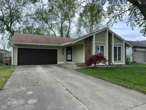 3920 Peppertree Lane, Columbus, IN 47203