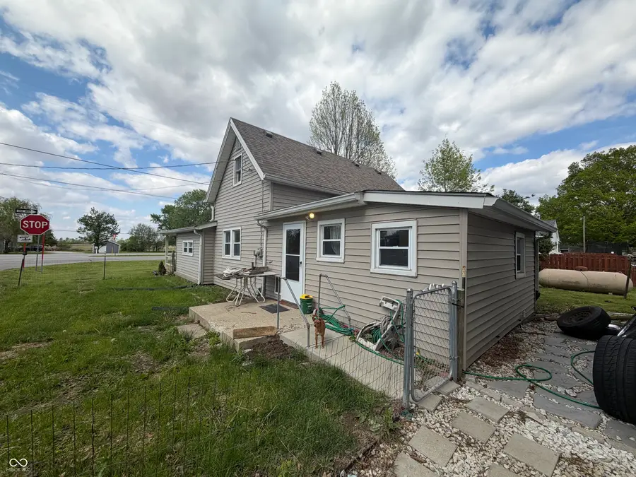 8377 E Us Highway 40, Greenfield, IN 46140 - #2