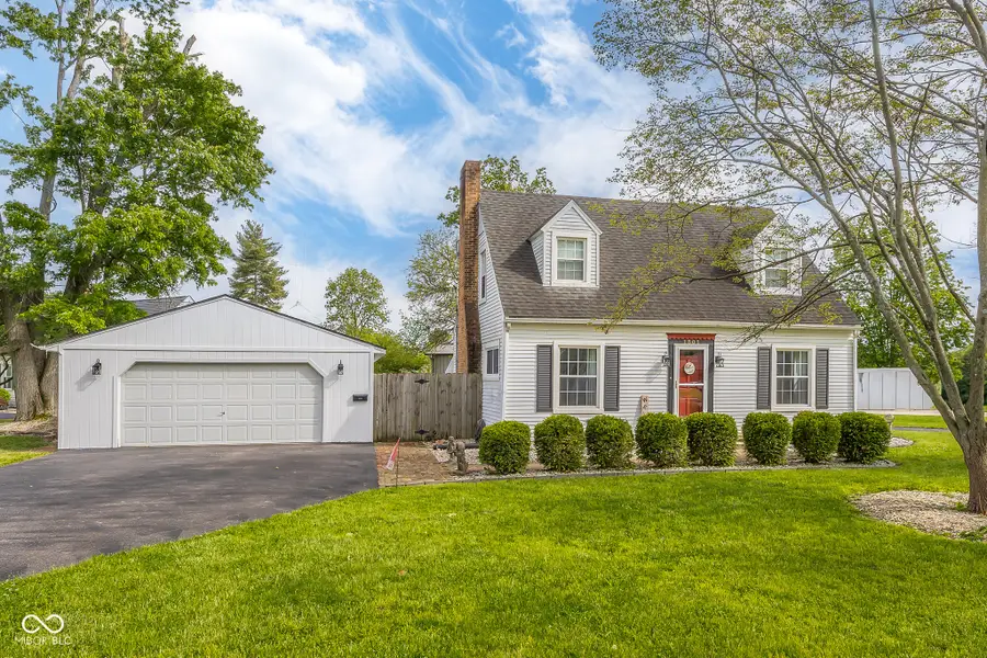 1301 Laurel Drive, Columbus, IN 47203 - #2