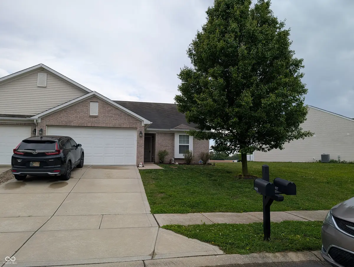 6407 Emerald Springs Drive, Indianapolis, IN 46221 - #1