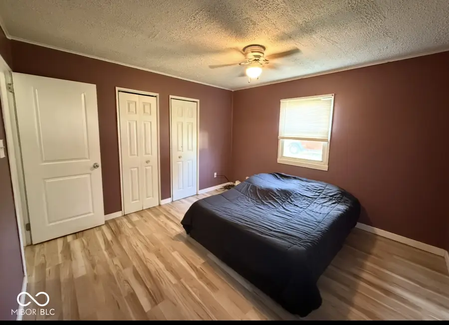 3029 14th Street, Columbus, IN 47201 - #3