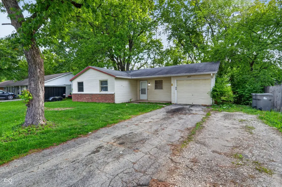 1925 N Mitthoefer Road, Indianapolis, IN 46229 - #3