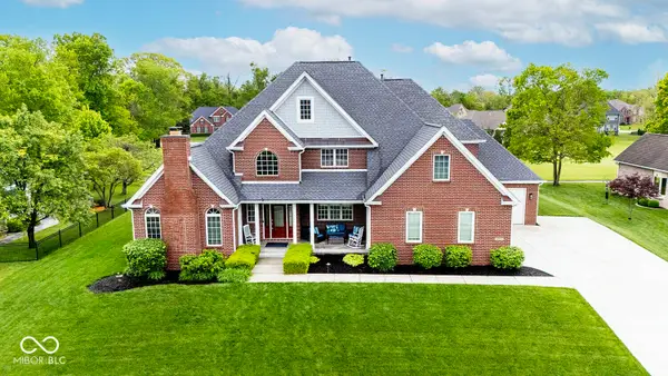 6929 Royal Oakland Way, Indianapolis, IN 46236