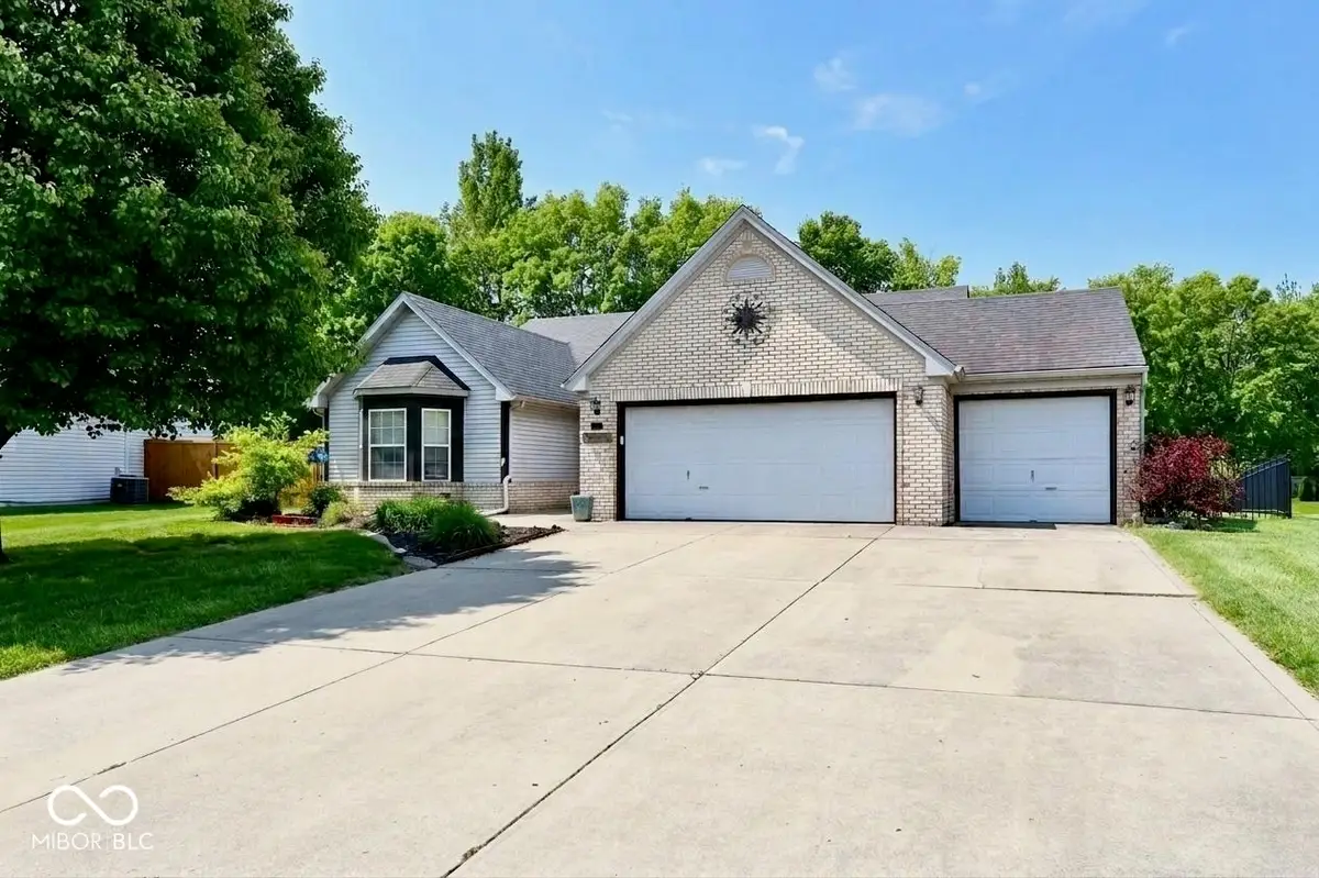 1035 Springwater Drive, Greenwood, IN 46143 - #1