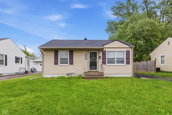 255 S 9th Avenue, Beech Grove, IN 46107
