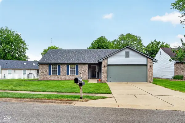 1541 Brook Pointe Drive, Indianapolis, IN 46234
