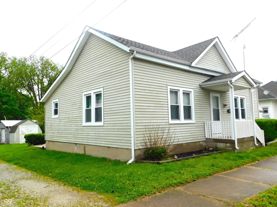 114 W Hendricks Street, Greensburg, IN 47240 - #3