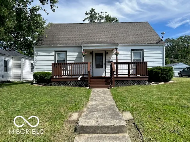 220 E 34th Street, Anderson, IN 46013 - #1