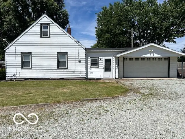 220 E 34th Street, Anderson, IN 46013 - #2