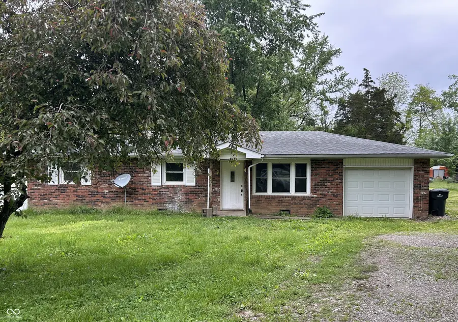 1720 E Lois Lane, North Vernon, IN 47265 - #2