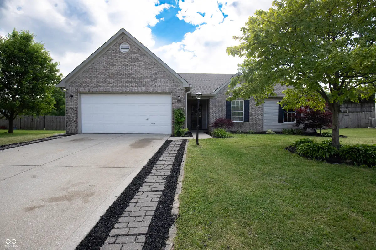 5602 Rum Cherry Way, Indianapolis, IN 46237 - #1