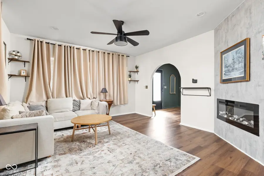 916 N Tacoma Avenue, Indianapolis, IN 46201 - #3