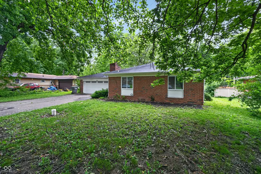 5511 Laurel Hall Drive, Indianapolis, IN 46226 - #3