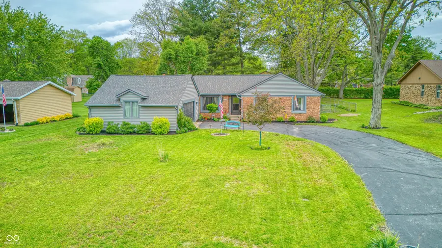311 Woodland West Drive, Greenfield, IN 46140 - #2