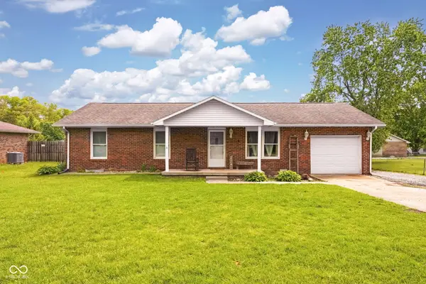 12473 S Hillview Road, Columbus, IN 47201