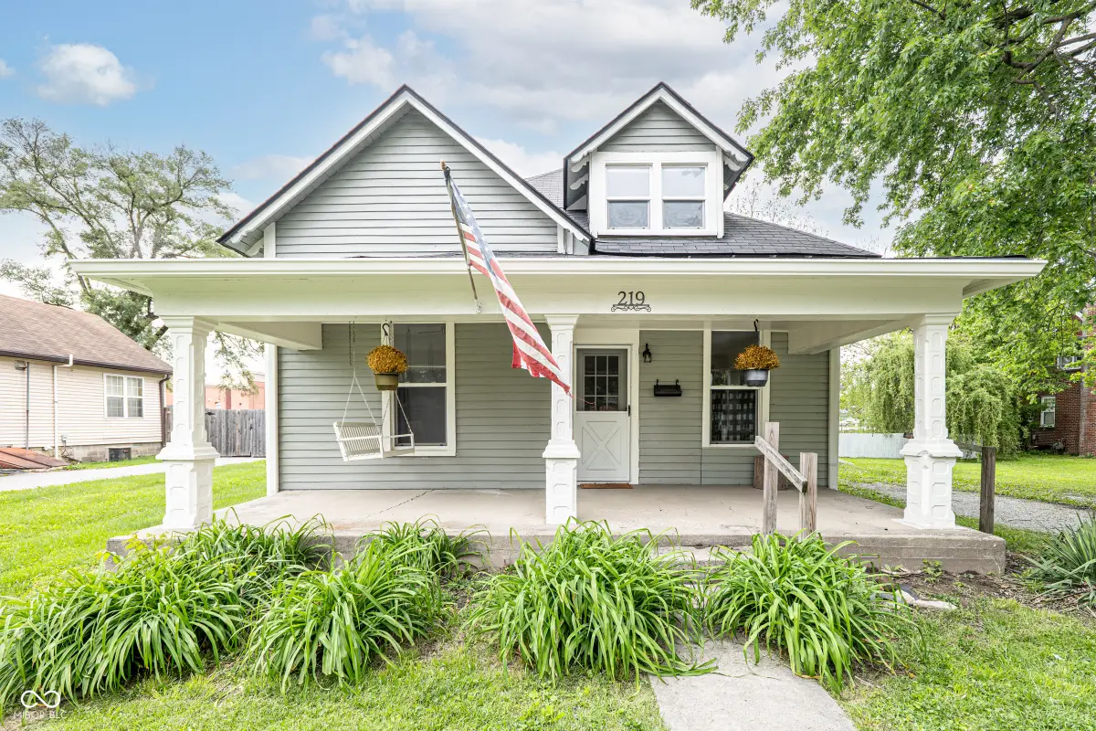 219 W Garden Street, Fortville, IN 46040 - #1