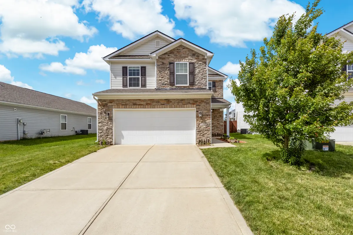 2064 Shadow Creek Boulevard, Columbus, IN 47201 - #1
