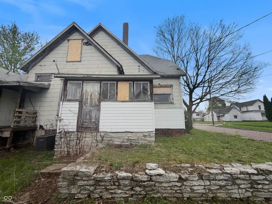 624 S Gallatin Street, Marion, IN 46953 - #3