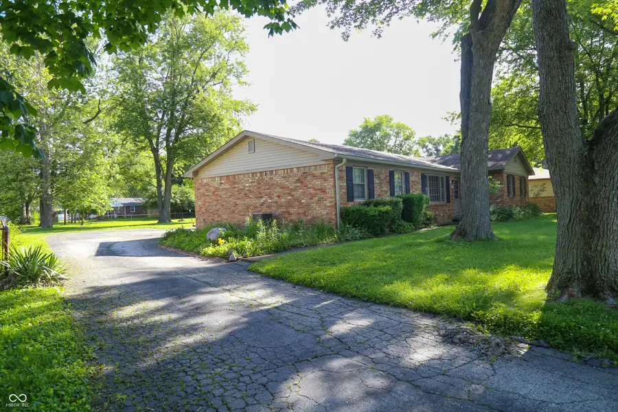 4365 Windsor Road, Brownsburg, IN 46112 - #2