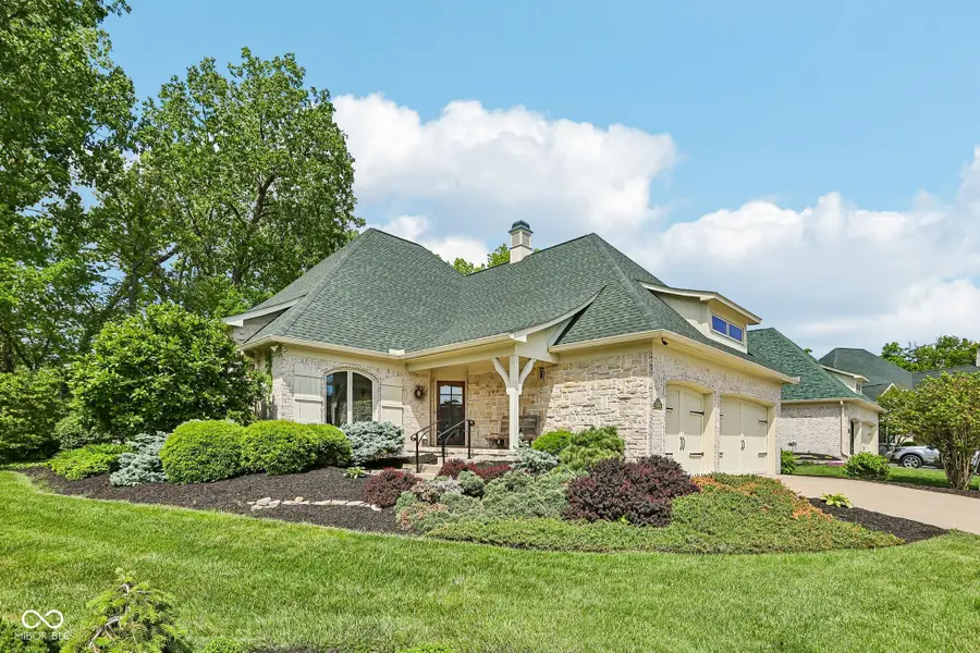3325 Nottinghill Drive E, Plainfield, IN 46168 - #2