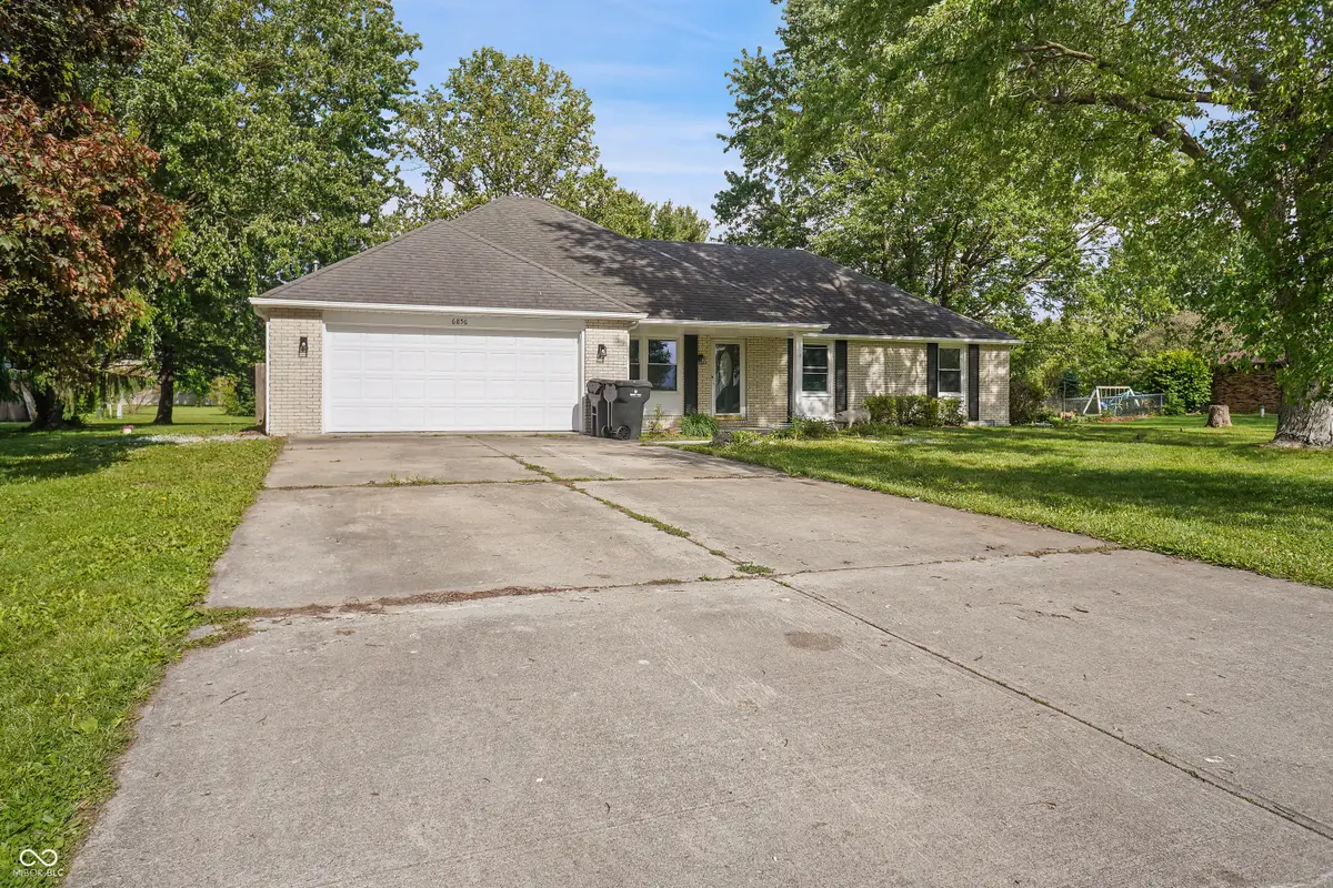 6856 N Sagebrush Avenue, Alexandria, IN 46001 - #1