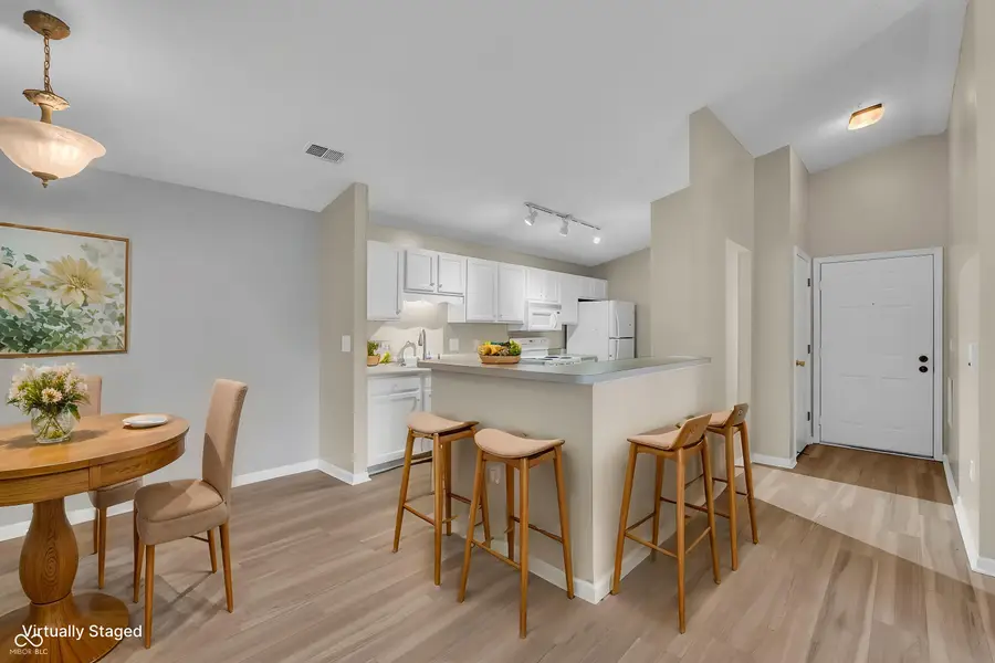 209 Faulkner Court #205, Carmel, IN 46032 - #2
