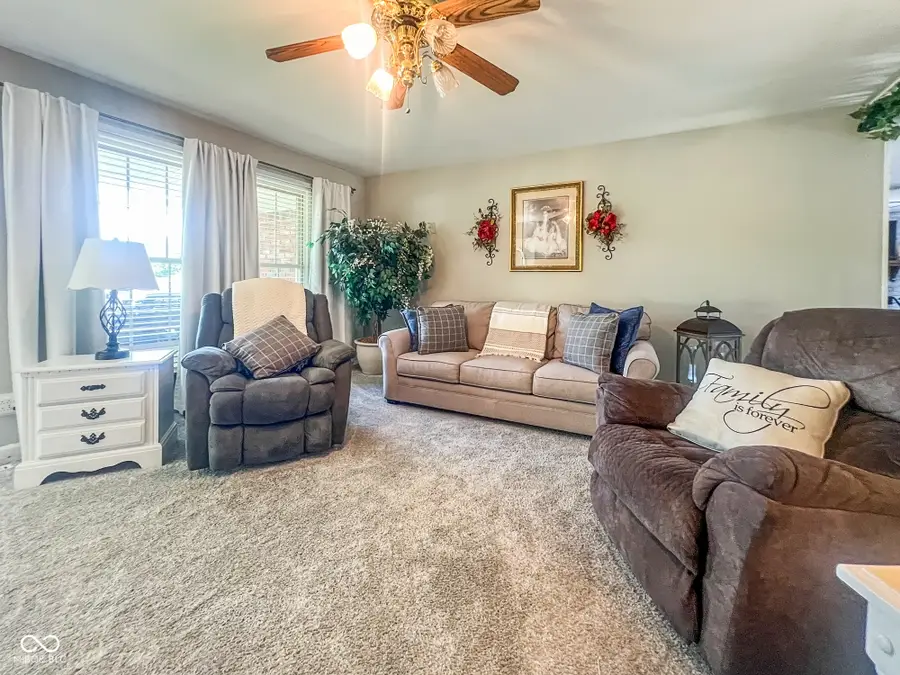3345 30th Street, Columbus, IN 47203 - #3