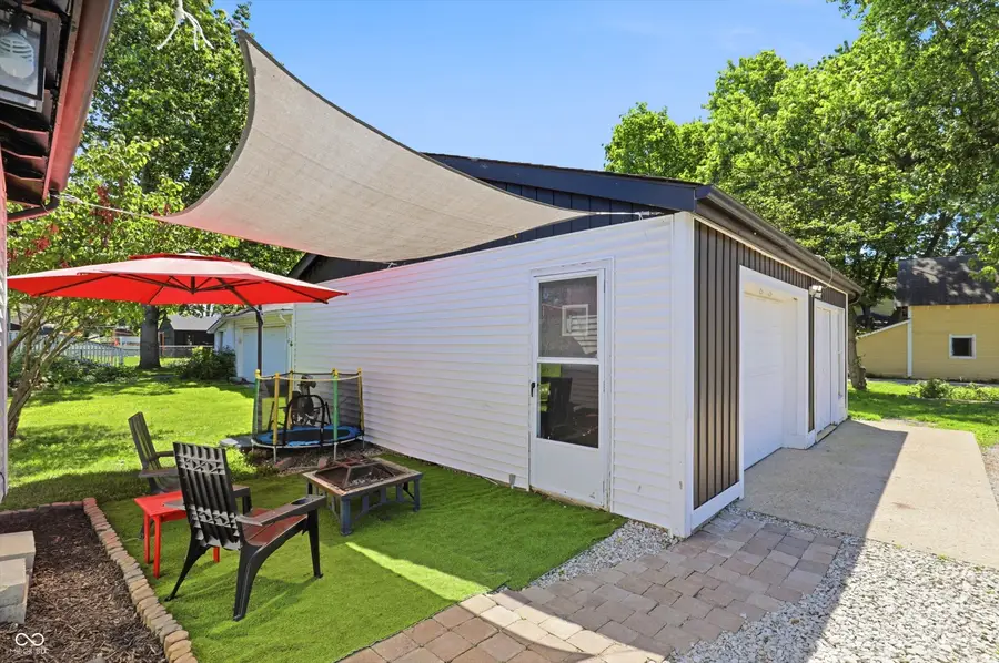 915 S 11th Street, Noblesville, IN 46060 - #3