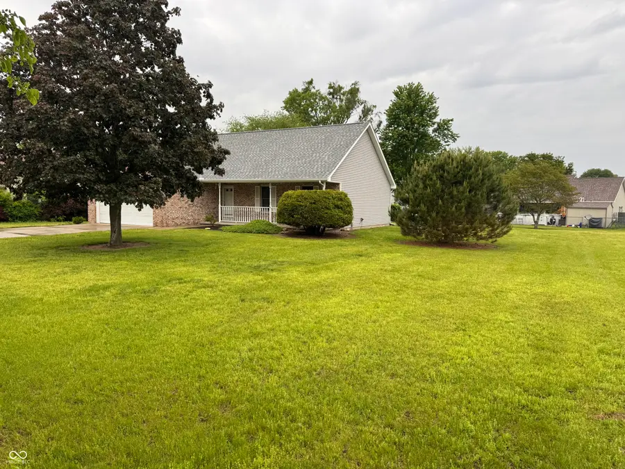 3906 E Teakwood Avenue, Terre Haute, IN 47805 - #2
