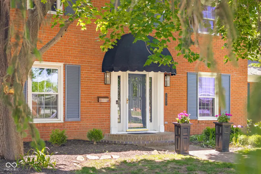 1501 Parkside Drive, Columbus, IN 47203 - #2
