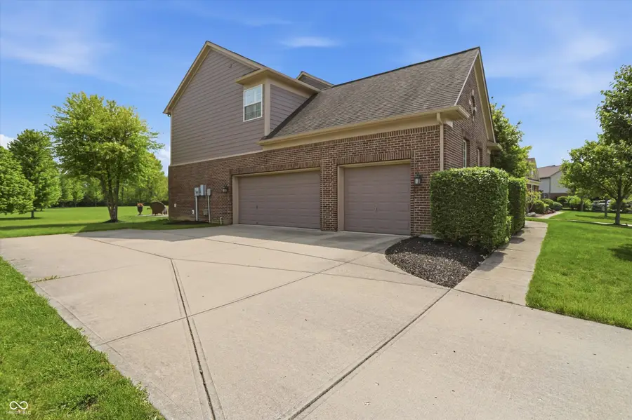 9449 Shadow Rock Circle, Zionsville, IN 46077 - #3